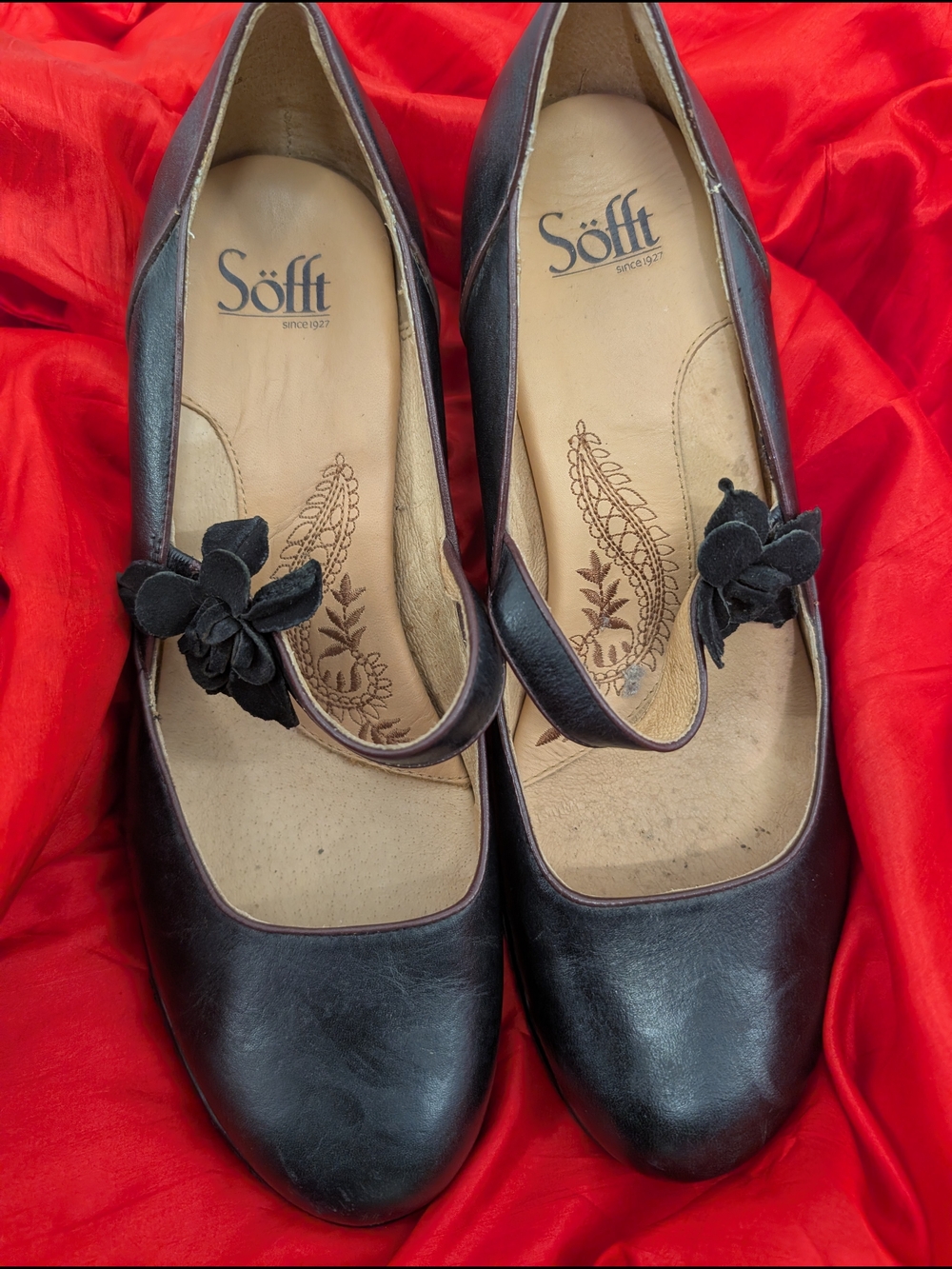 Sofft Black Mary Jane Pumps with Floral Strap Accent